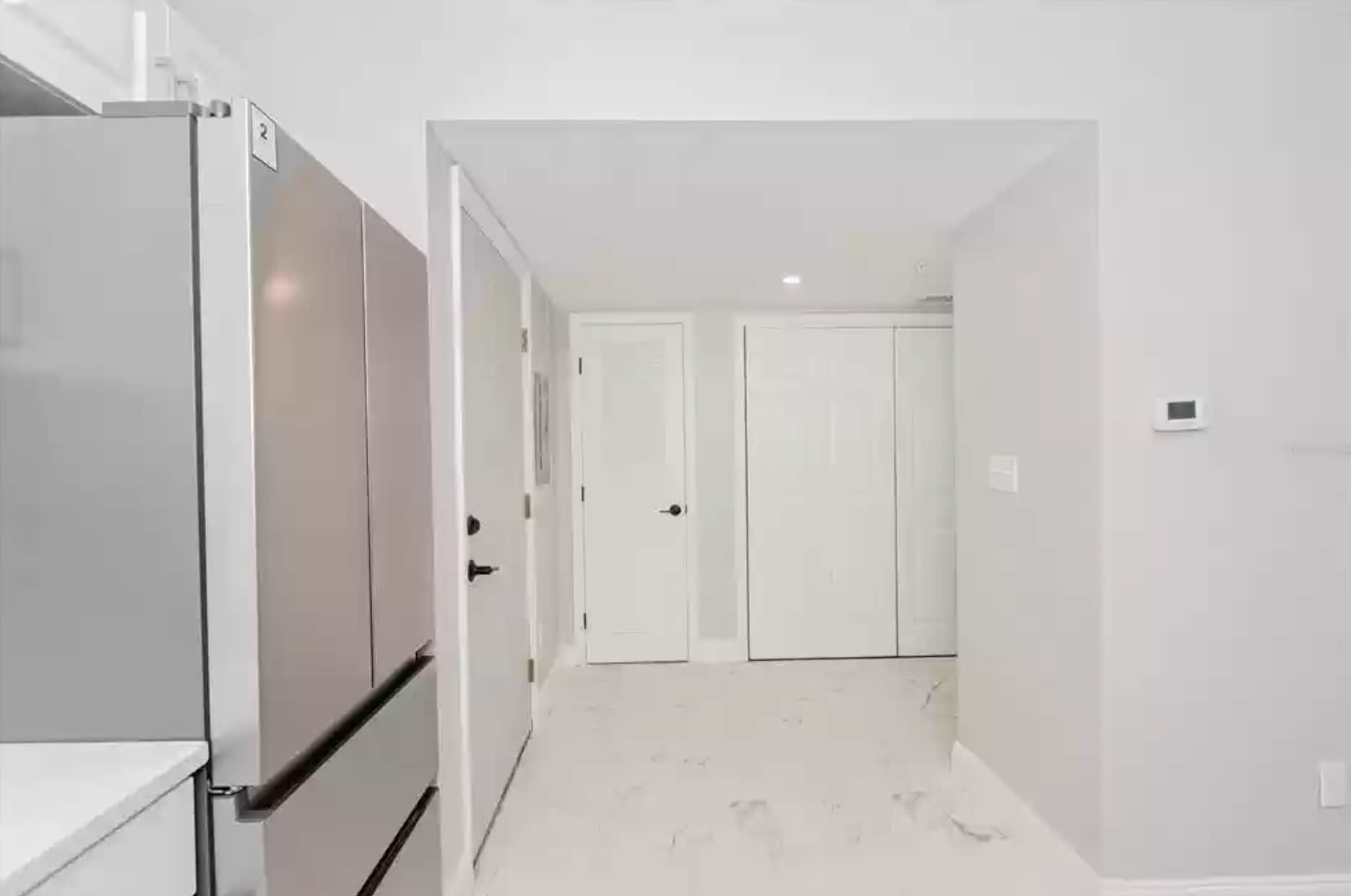 Hallway to Bathroom - 812 Pinewood Ct