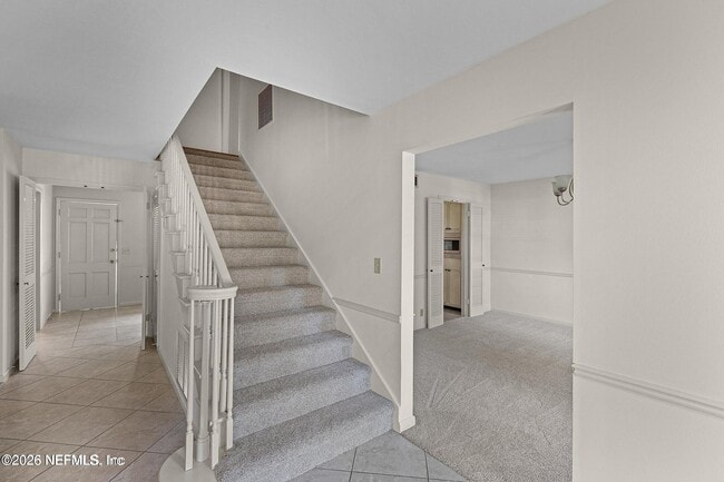 Building Photo - 1922 Holly Oaks Ravine Dr