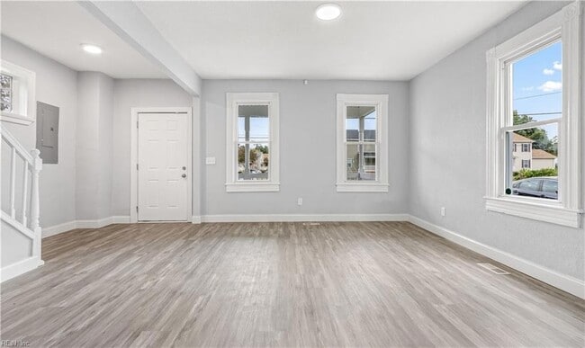 Building Photo - 1503 E Indian River Rd