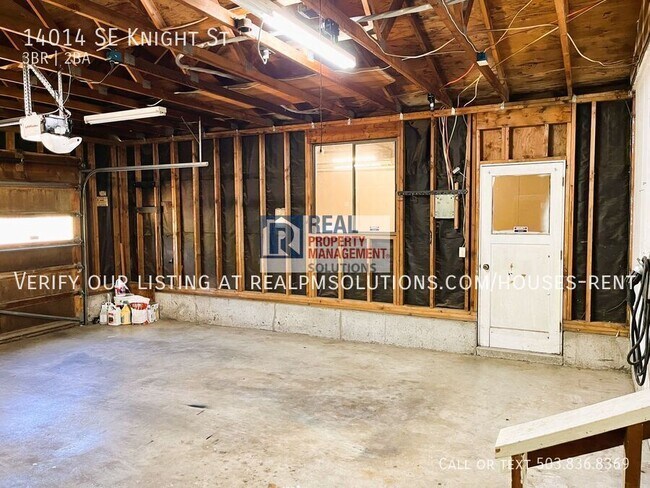 Building Photo - 14014 SE Knight St