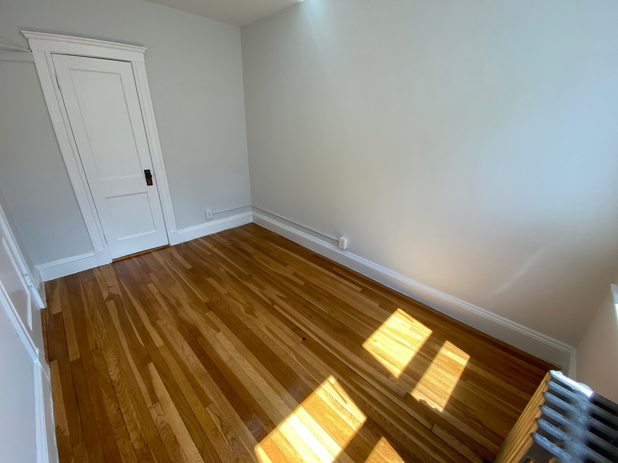 Building Photo - 258 Chestnut Hill Ave