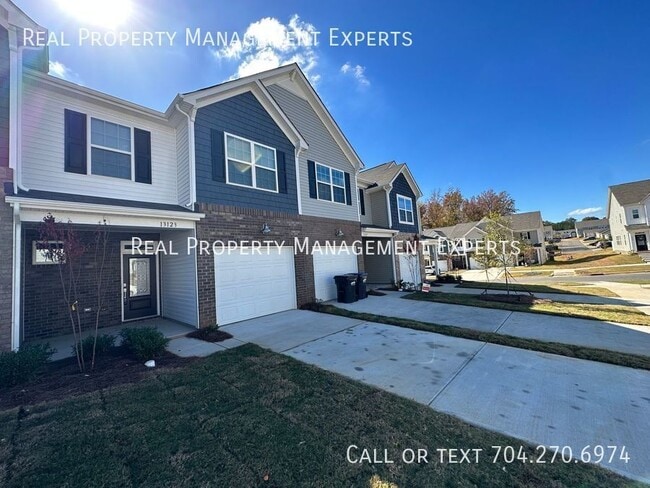 Building Photo - 13123 Cottage Crst Ln