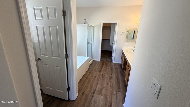 Building Photo - 22156 N Sunset Dr