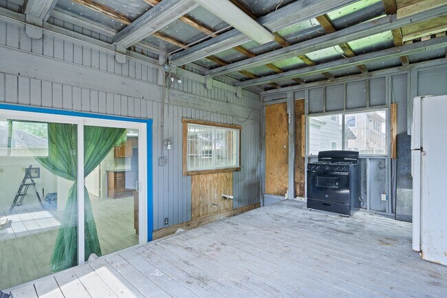 Building Photo - 1823 Mandrill Ln