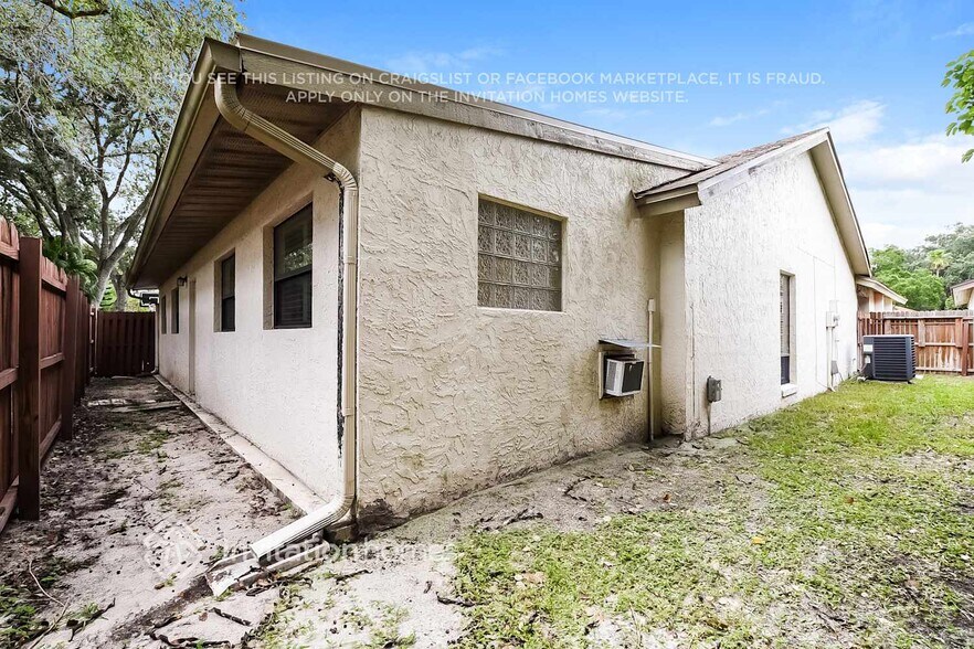 Building Photo - 1124 Dappled Elm Ln
