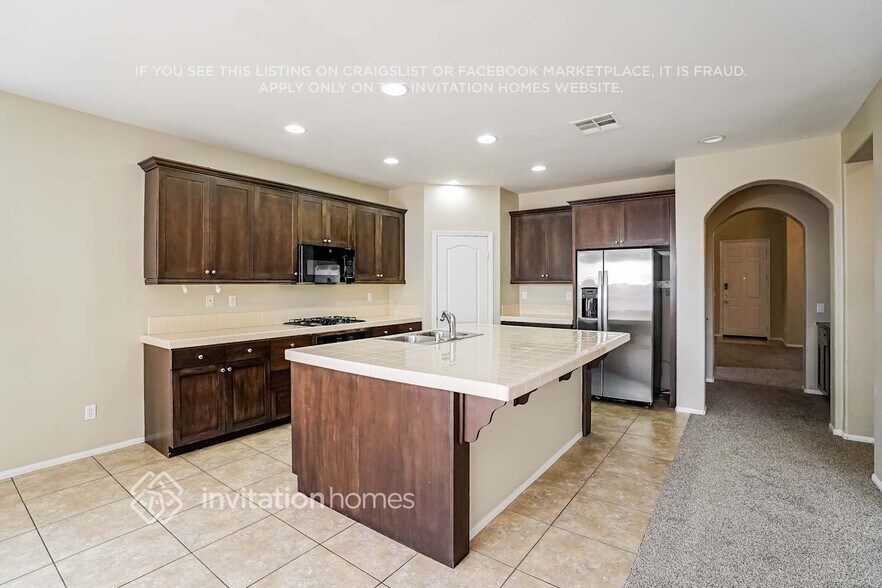 Building Photo - 42937 59th St W