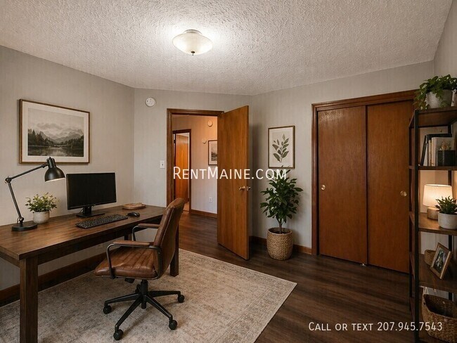 Building Photo - 10 Hartley St