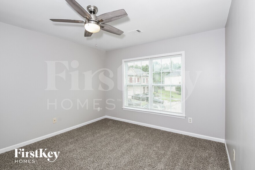 Building Photo - 3835 Green Ridge Ct