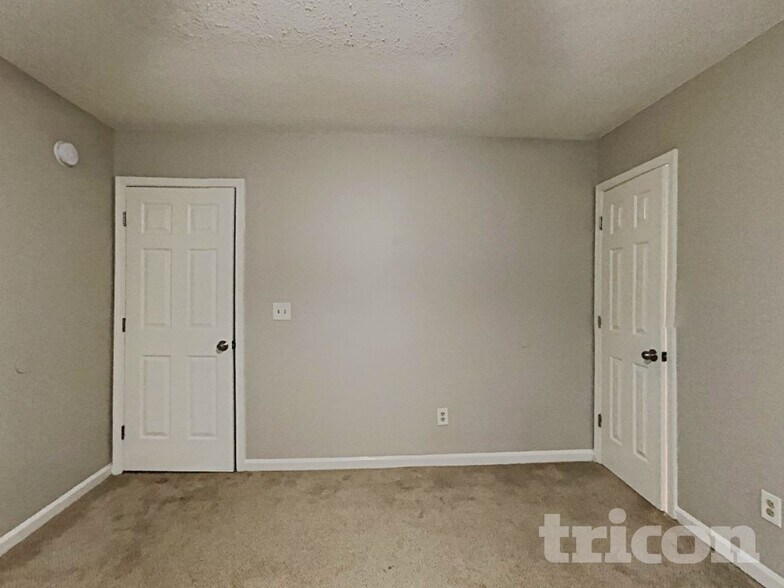 Building Photo - 100 Rolling Rock Rd