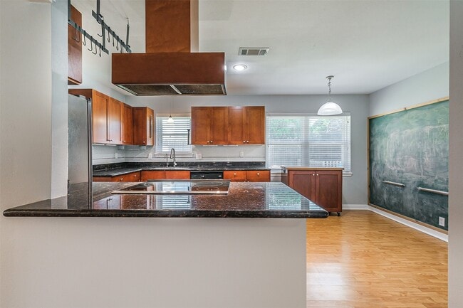 Building Photo - 12919 Westella Dr