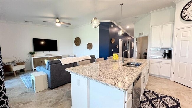 Building Photo - 43031 GREENWAY Blvd