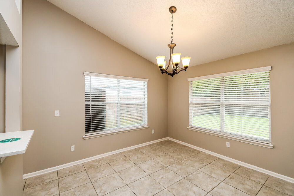 Building Photo - 8618 Wyndhurst Dr