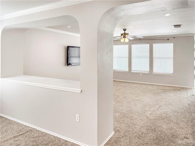 Building Photo - 20 Kilgore Ave