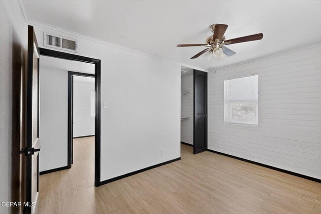 Building Photo - 6203 Trowbridge Dr