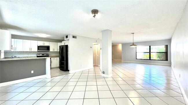 Building Photo - 13725 SW 100th Terrace