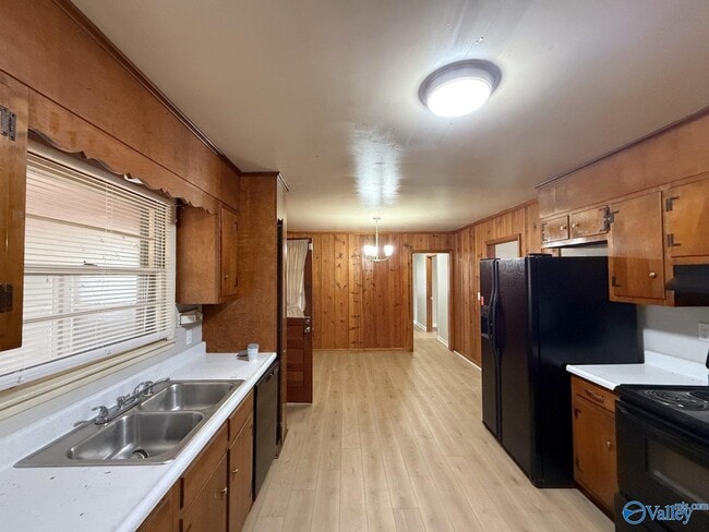 Building Photo - 2106 NW Sullivan Rd