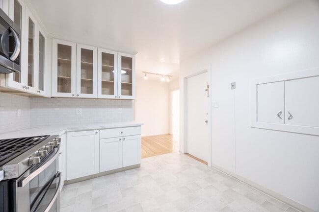 Building Photo - 79-81 Park Hill Avenue (1312r)