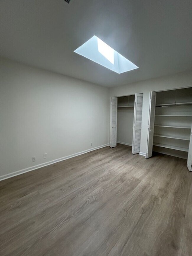 Building Photo - Updated Glynn Haven Rental