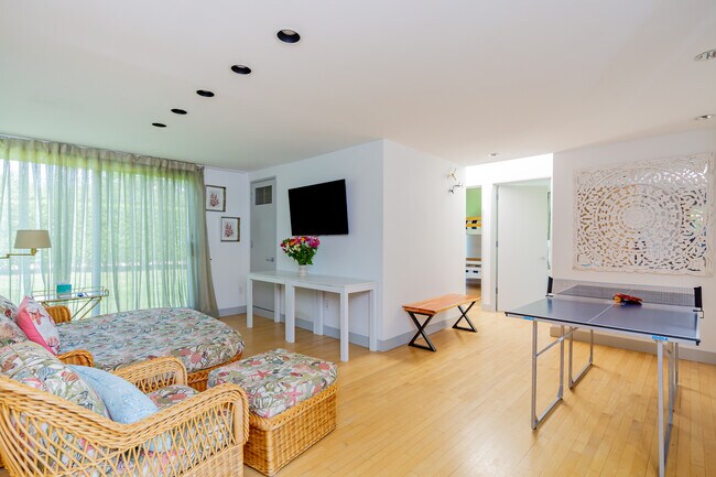 Building Photo - 51 Seascape Ln
