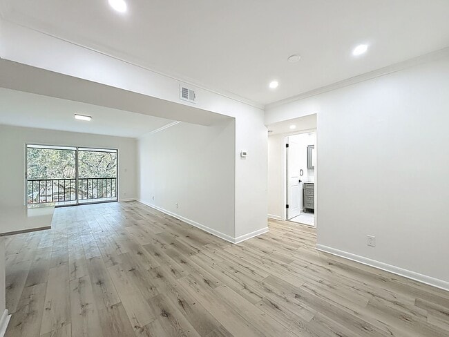 Building Photo - Beautiful 2 bedroom 2 bath Condo in Boca Raton, close to FAU