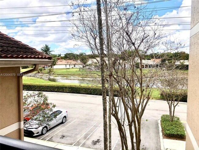 Building Photo - 8761 Wiles Rd