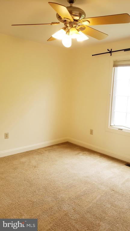 Building Photo - 14 Hayworth Cir