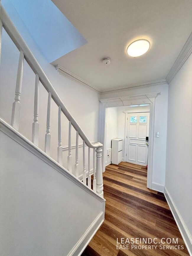 Building Photo - 513 N Street NW-