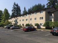 Building Photo - 317 152nd St E