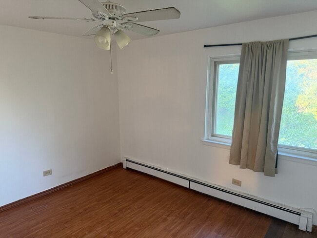 Building Photo - 510 Hill Dr