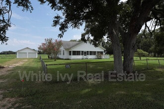 Building Photo - 3289 Co Rd 158