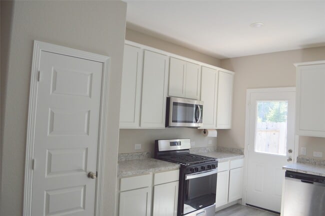 Building Photo - 21082 Voyage Ln