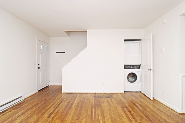 Building Photo - Student & Pet-Friendly Fry's Spring Duplex