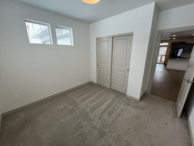 Building Photo - Newer 3 Bed/2 Bath Construction on Bend's Eastside - Cessna Drive