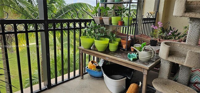 Building Photo - 3020 NW 125th Ave