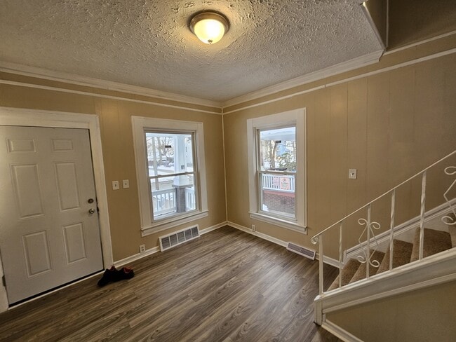 Building Photo - 3788 W 34th St