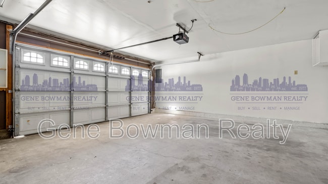 Building Photo - 2409 Fleetwood St