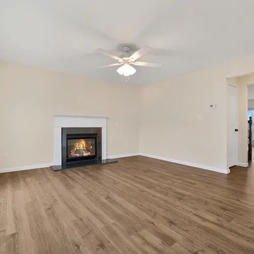 Building Photo - 360 Winding Bluffs Ct