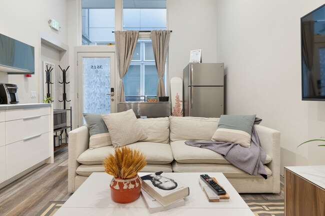 Building Photo - 3615 2nd Ave NW