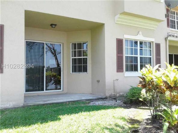 Building Photo - 3409 Lakeside Dr