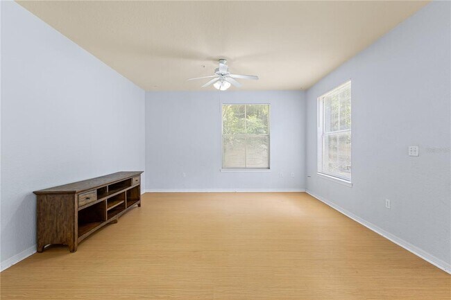 Building Photo - 6017 Westgate Dr