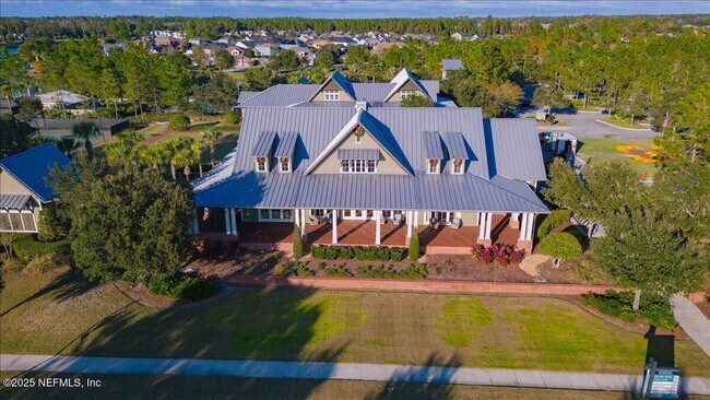 Building Photo - 552 Meadow Creek Dr