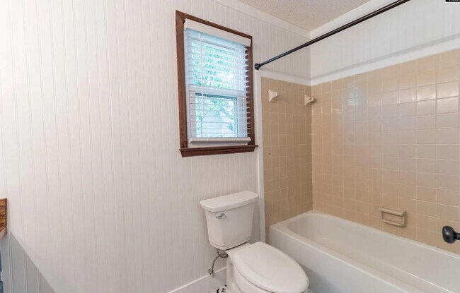 Building Photo - 357 Mansfield Cir