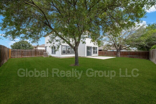 Building Photo - 215 Chisholm Trail
