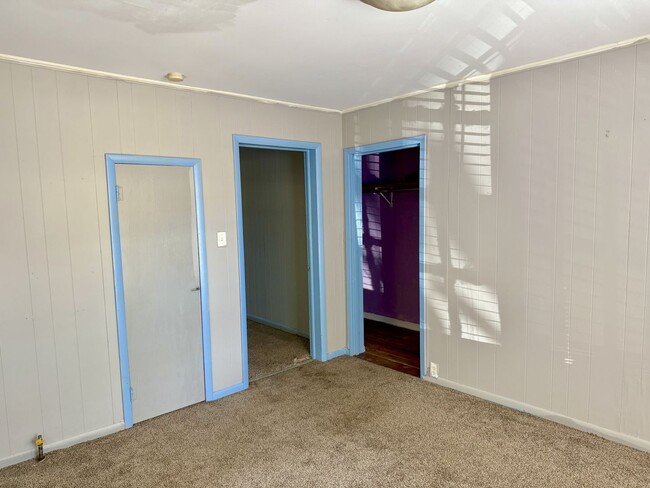 Building Photo - Cute Home Close to the Universities