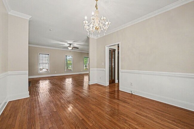 Building Photo - 10403 Persimmon Creek Dr