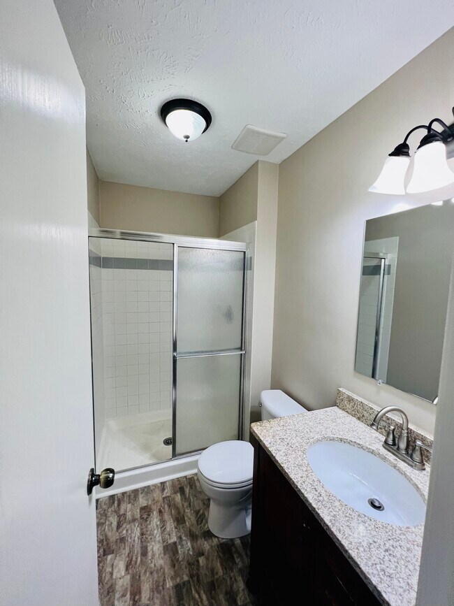 Building Photo - 5035 S 163rd Ave