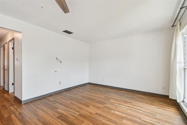 Building Photo - 12237 Eldon Dr