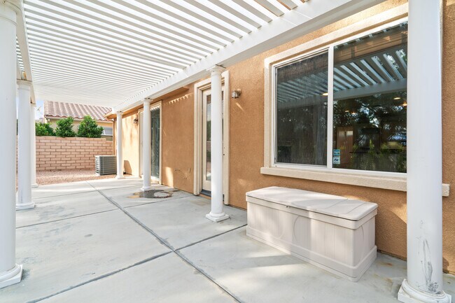 Building Photo - 2651 Desert Breeze Way