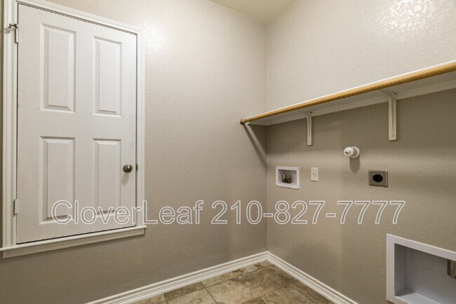 Building Photo - 682 Pond Springs