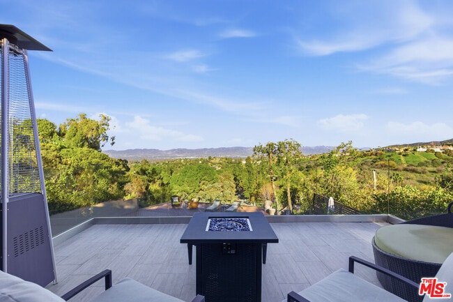 Building Photo - 3664 Gleneagles Dr